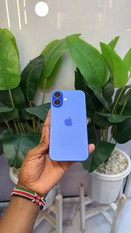 Apple iPhone 16