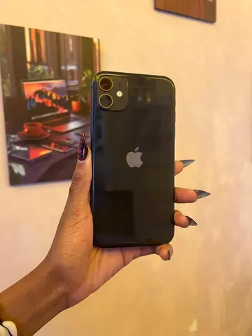 Apple iPhone 11