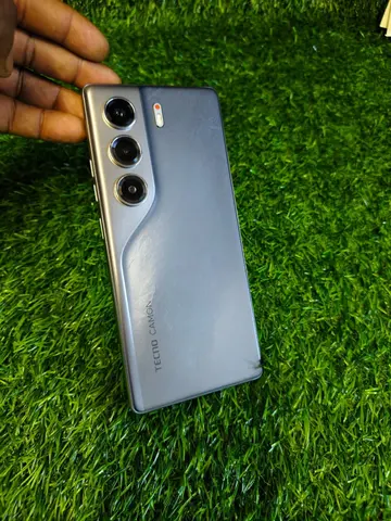 Tecno Camon 40 Pro