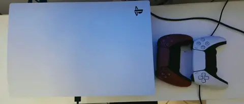 Sony PlayStation 5 Digital Edition + 2 Controllers