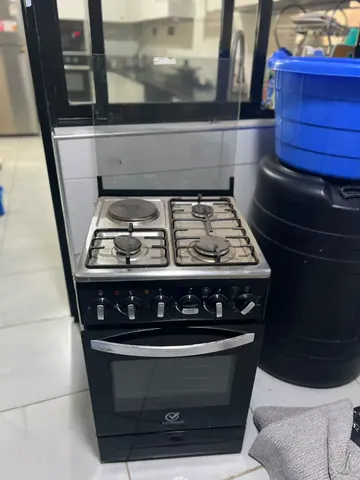 Mika 50x55 Standing Cooker, 2 Gas + 2 Electric